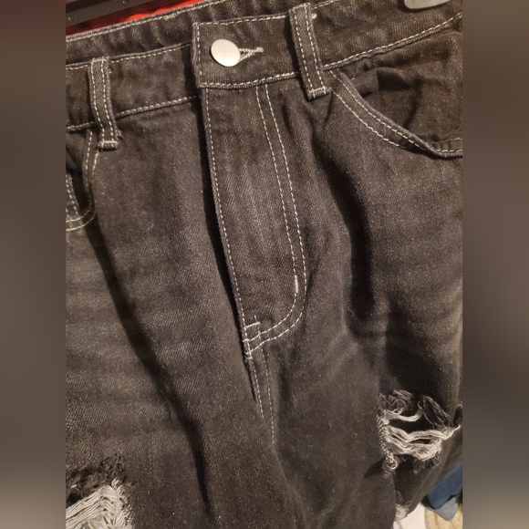 Baggy Distressed Black Jeans - Picture 3 of 4